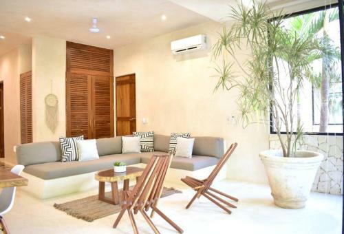 Apartamento Chic-modern Apt W/pool, Garden, Parking & 3 Bikes