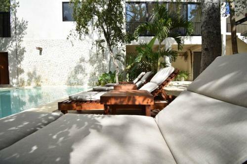 Apartamento Chic-modern Apt W/pool, Garden, Parking & 3 Bikes