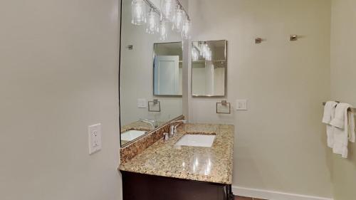 Apartamento Steps From Mammoth Mountain, Fireplace, Free Parking! Condo