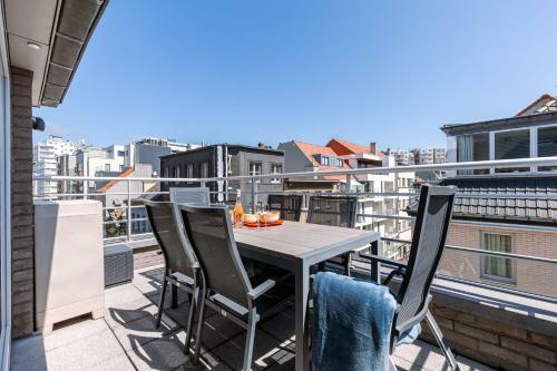 Centrally Located Apartment With Sunny Terrace