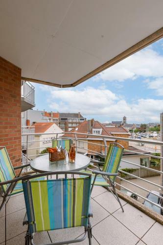 Cosy Apartment With 2 Terraces Right At The Beach
