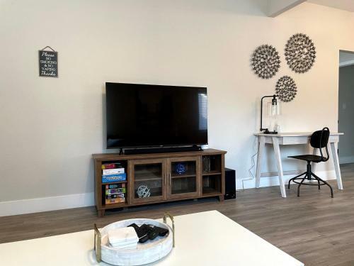 Sacramento Modern Bungalow Close 2 Ucd Med Center
