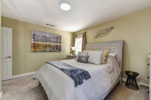 Artsy 2br Home 5 Min From Ucd Med Ctr & Sac State