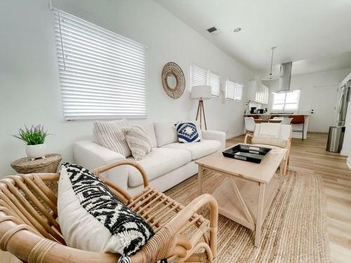 Prime 2bd/3ba - Venice Beach Los Angeles