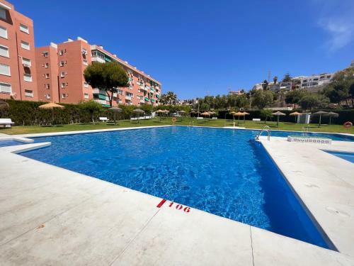 Apartamento La Cala Del Moral, Playa Primera Linea 1