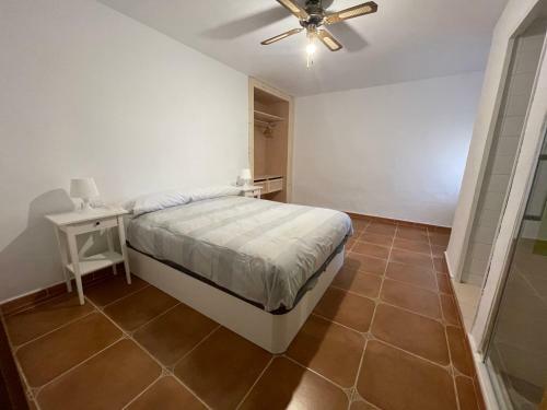Apartamento La Cala Del Moral, Playa Primera Linea 1