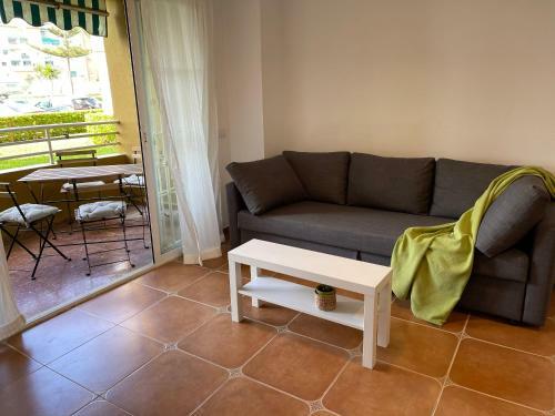 Apartamento La Cala Del Moral, Playa Primera Linea 1