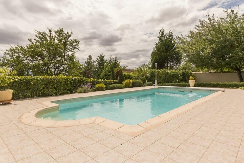Bed & Breakfast Les Sarguenotes