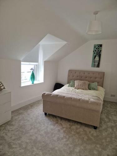 Lovely 2 Bedroom Loft Apartment In Buxton