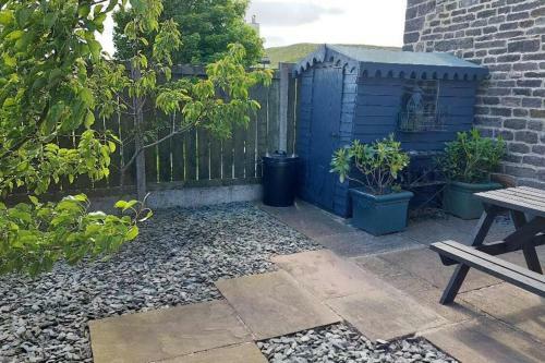 Peak District Cottage Set In 5 Acres Near Buxton