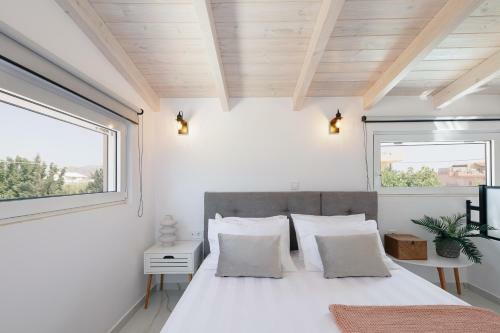 Solis Villa, A Sublime Retreat Close To The Beach!