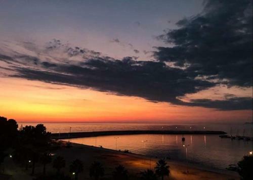 Apartamento A View From The Attic Window. Kyparissia, Messinia