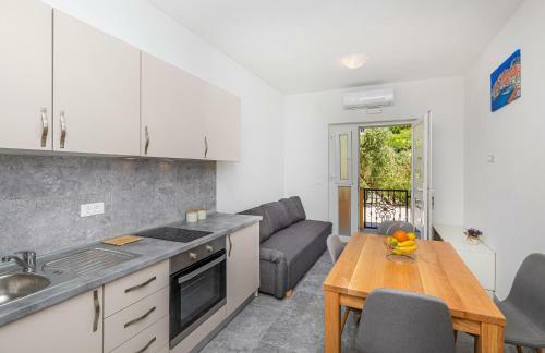 Olive Tree Apartment 1