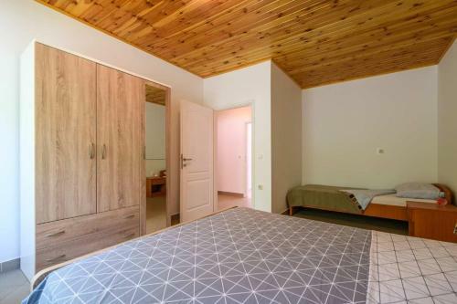 House Irma Labin
