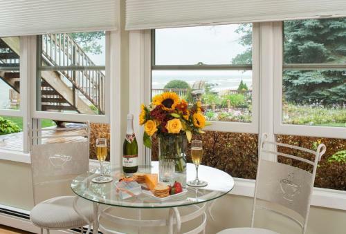 Bed & Breakfast Huron House
