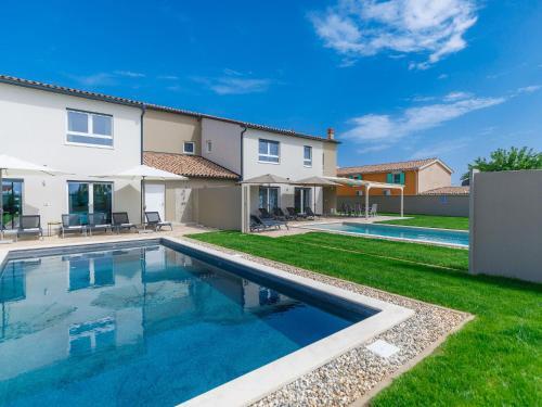 Holiday Home Villa Lea
