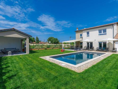 Holiday Home Villa Lea