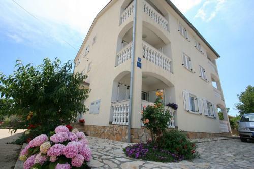 Apartments Znidarec