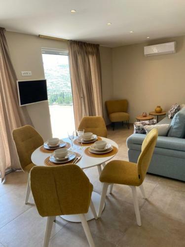 Villa B&d Residence