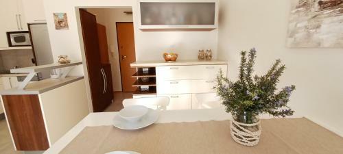 Apartment With Garage And Magical View