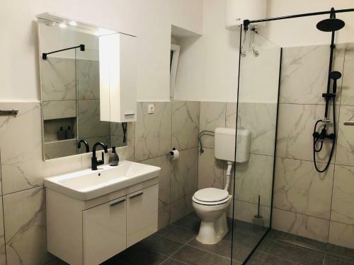 Zora Apartment, Centar Senj