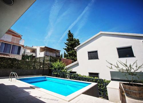 Holiday Home Nepi - With Pool