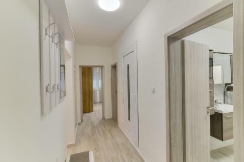 Apartamento Demi II