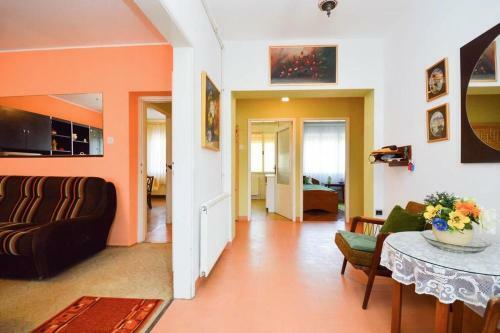 Apartment Leni