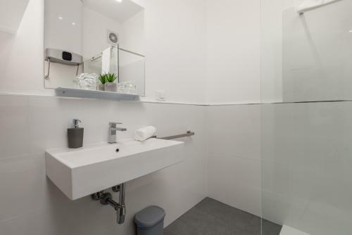 Lux Apartments