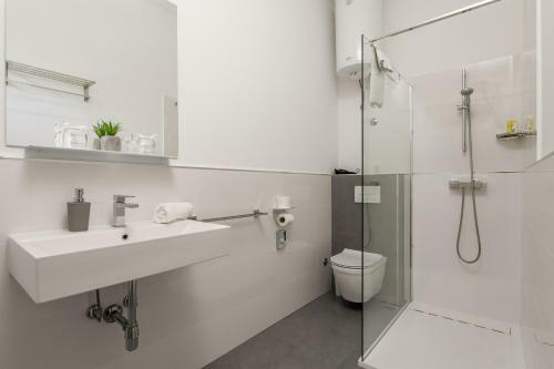 Lux Apartments