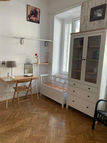 Bartol Apartment