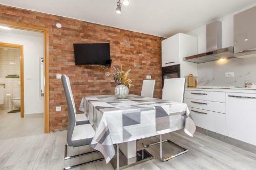 Lovely City Center Apartment ?ibenik