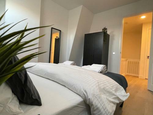 Happy Serviced Apartment