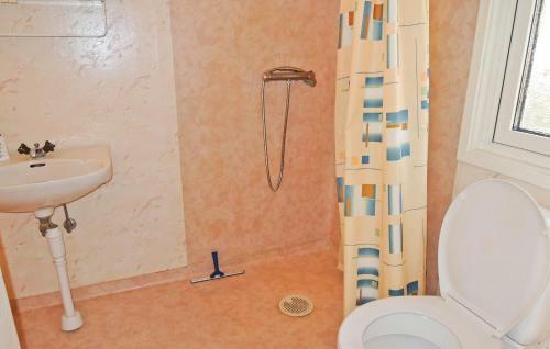 Beautiful Home In Kungs�ter With 2 Bedrooms