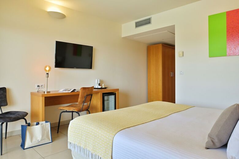 Hotel Costa Salina