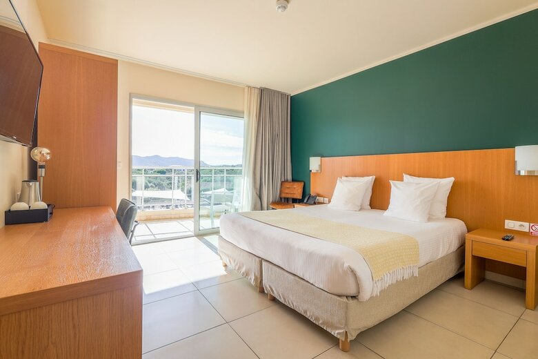 Hotel Costa Salina