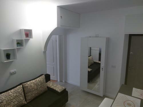 Water Lily Apartment Studio 2
