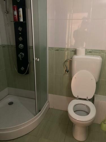 Ultracentral Apartment Near Moscovitz Palace
