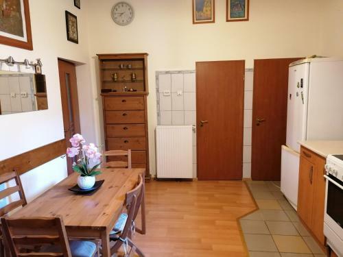 Ara Modern Apartament