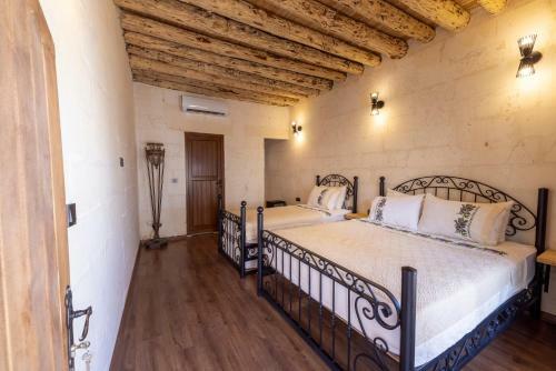 Astarte Hotel