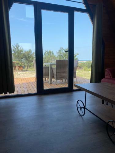 Nefes Urla Bungalov