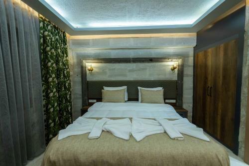 Ahiyan Hotel