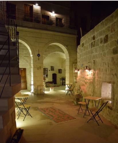 Feris Cave Hotel