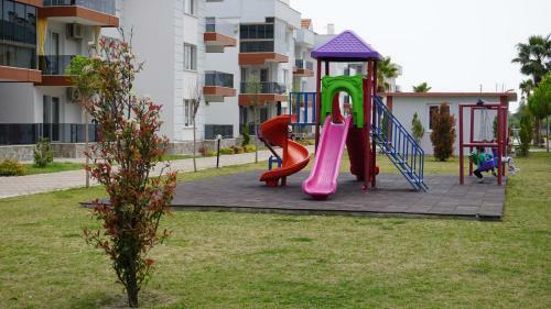 Lovely 1 Bedroom Apartment With Swimming Pool