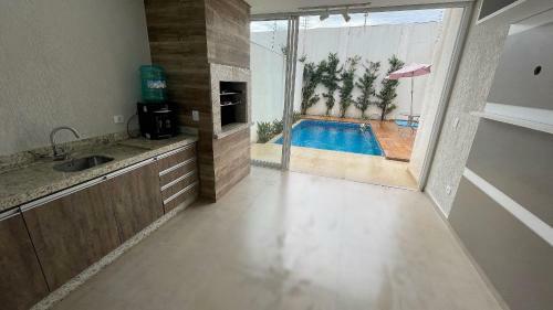 Sobrado Com Piscina E Churrasqueira de Alto Padr�o Em Foz