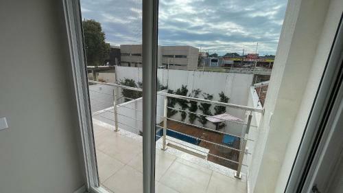 Sobrado Com Piscina E Churrasqueira de Alto Padr�o Em Foz