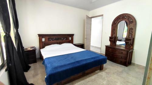Acogedora Casa de Campo Con Vista A La Monta�a