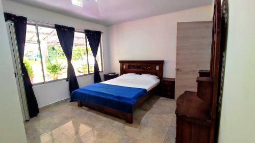 Acogedora Casa de Campo Con Vista A La Monta�a