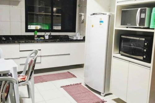 Lindo Apartamento Peracanga Com Vista Para O Mar