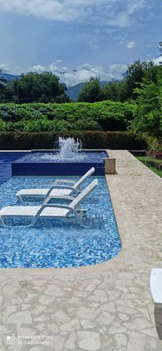 Villa Hermosa Finca Con Jacuzzi Y Piscina